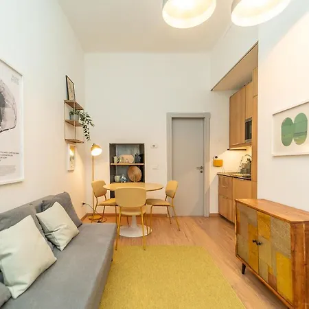Daire The Artist's Nest - On The Navigli